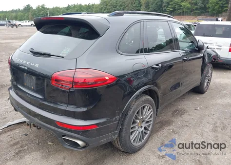 2017 Porsche Cayenne Platinum Edition z USA, uszkodzony, nr VIN WP1AA2A25HKA88944